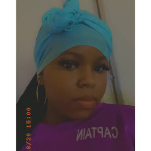 Meet your Posher, Zachia